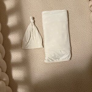Lou Lou & Company Neutral Rainbow Swaddle Blanket & Hat